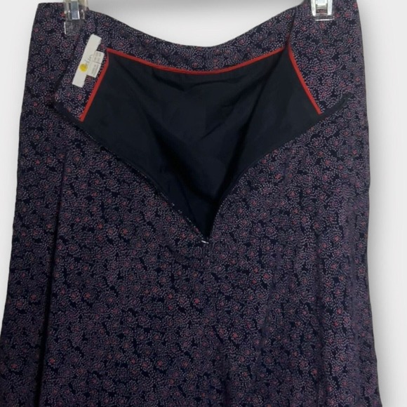 Boden Women's Navy Floral Spray Skater A-Line Flared Mini Skirt Size 6 - Picture 6 of 11